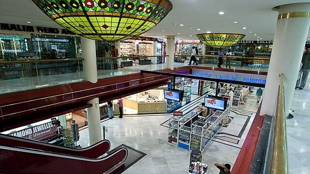 Urban Trips Through Bahrain’s Changing Cityscape