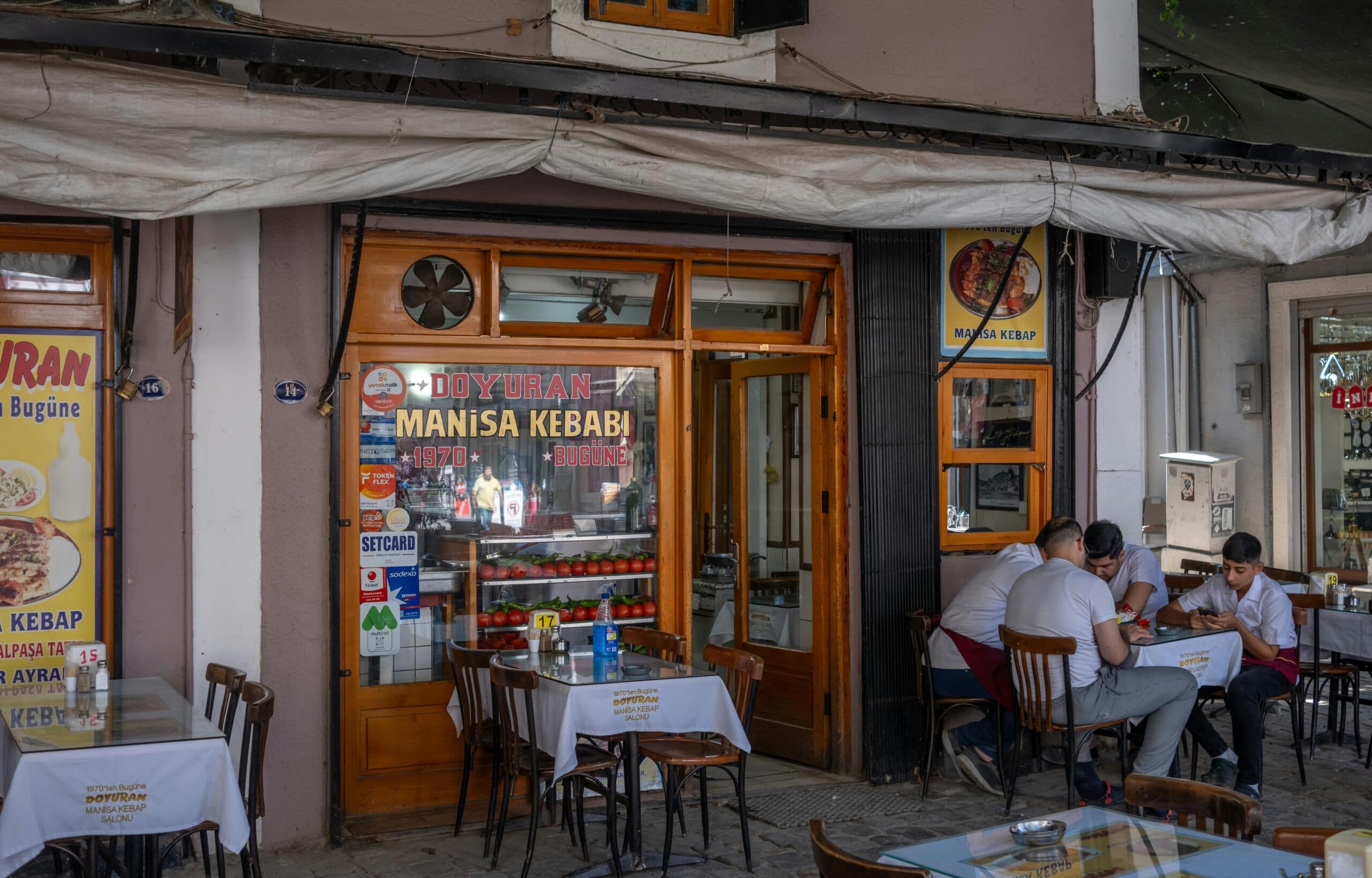 Türkiye Food Guide - Traditional Kebabs in Gaziantep