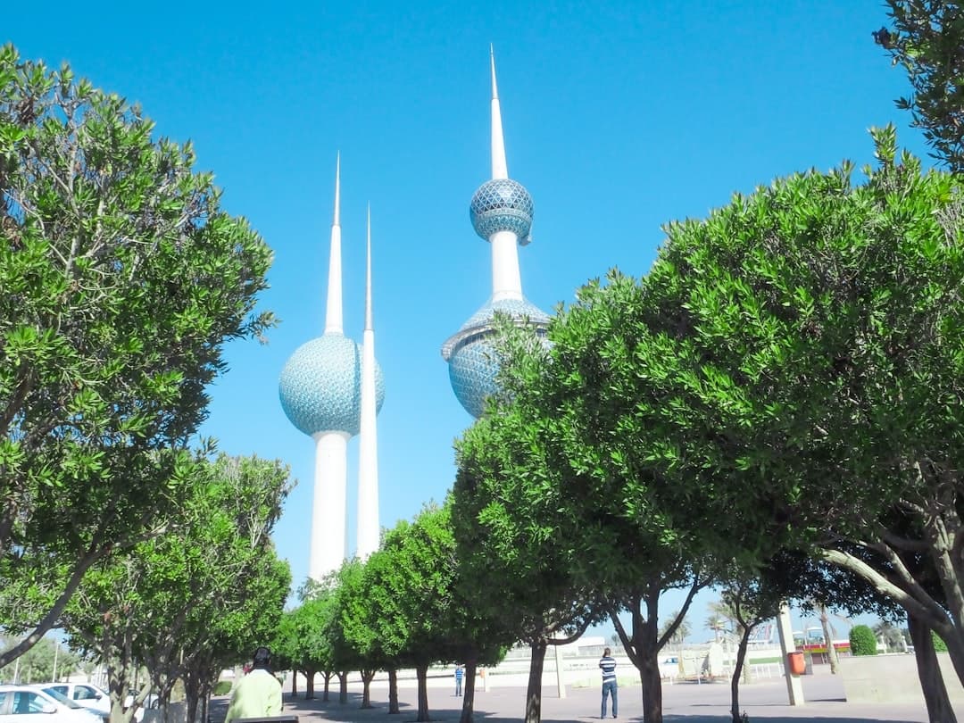 Kuwait Travel Guide - Visit Kuwait Towers Safely