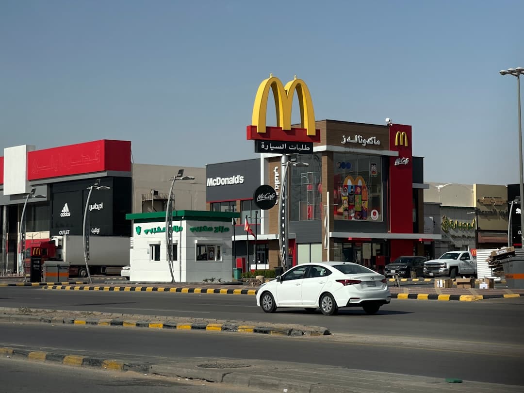 Saudi Arabia Cuisine - Best Riyadh Restaurants and Cafes